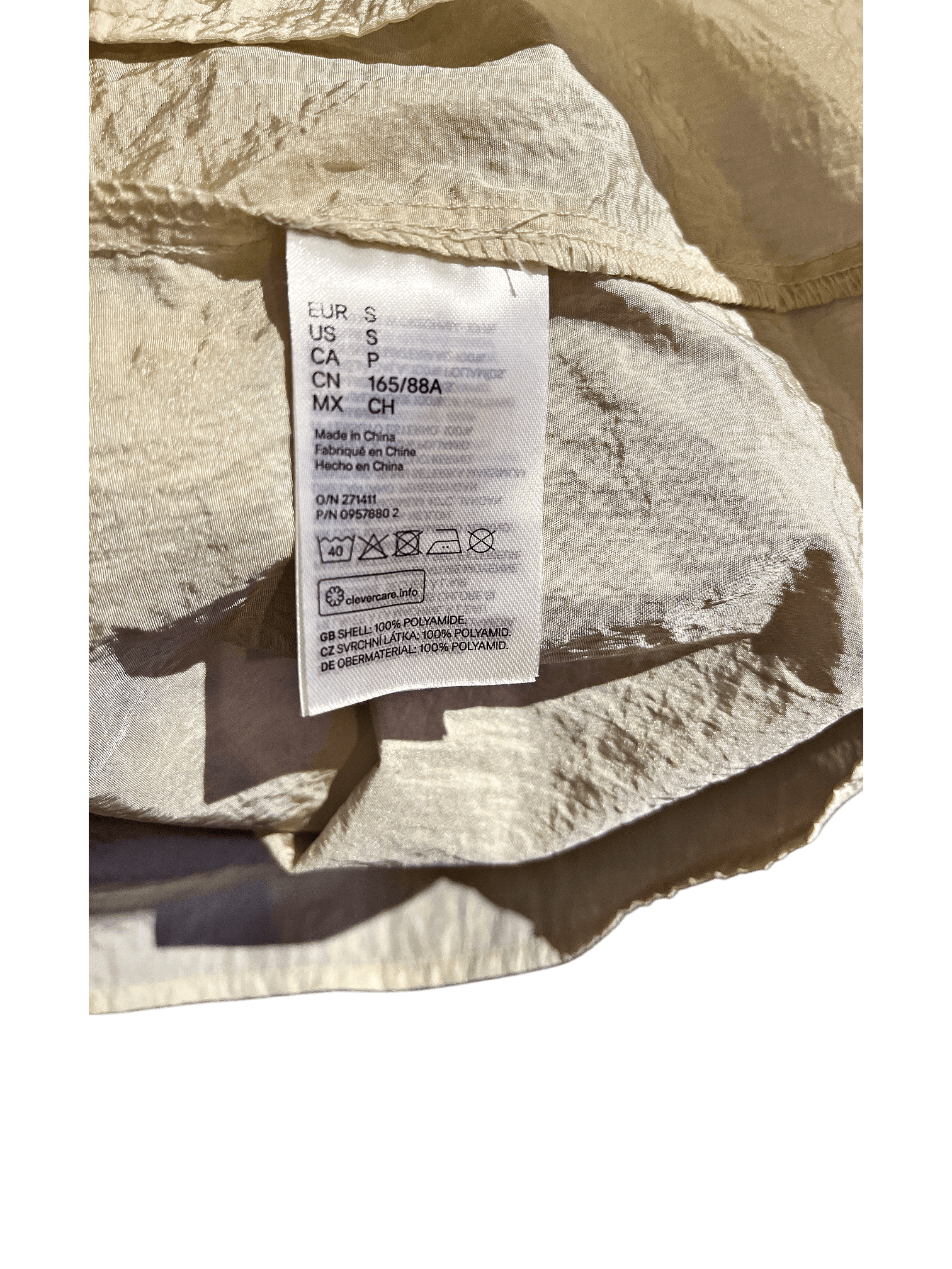 Modern klänning med Puffärmar 8