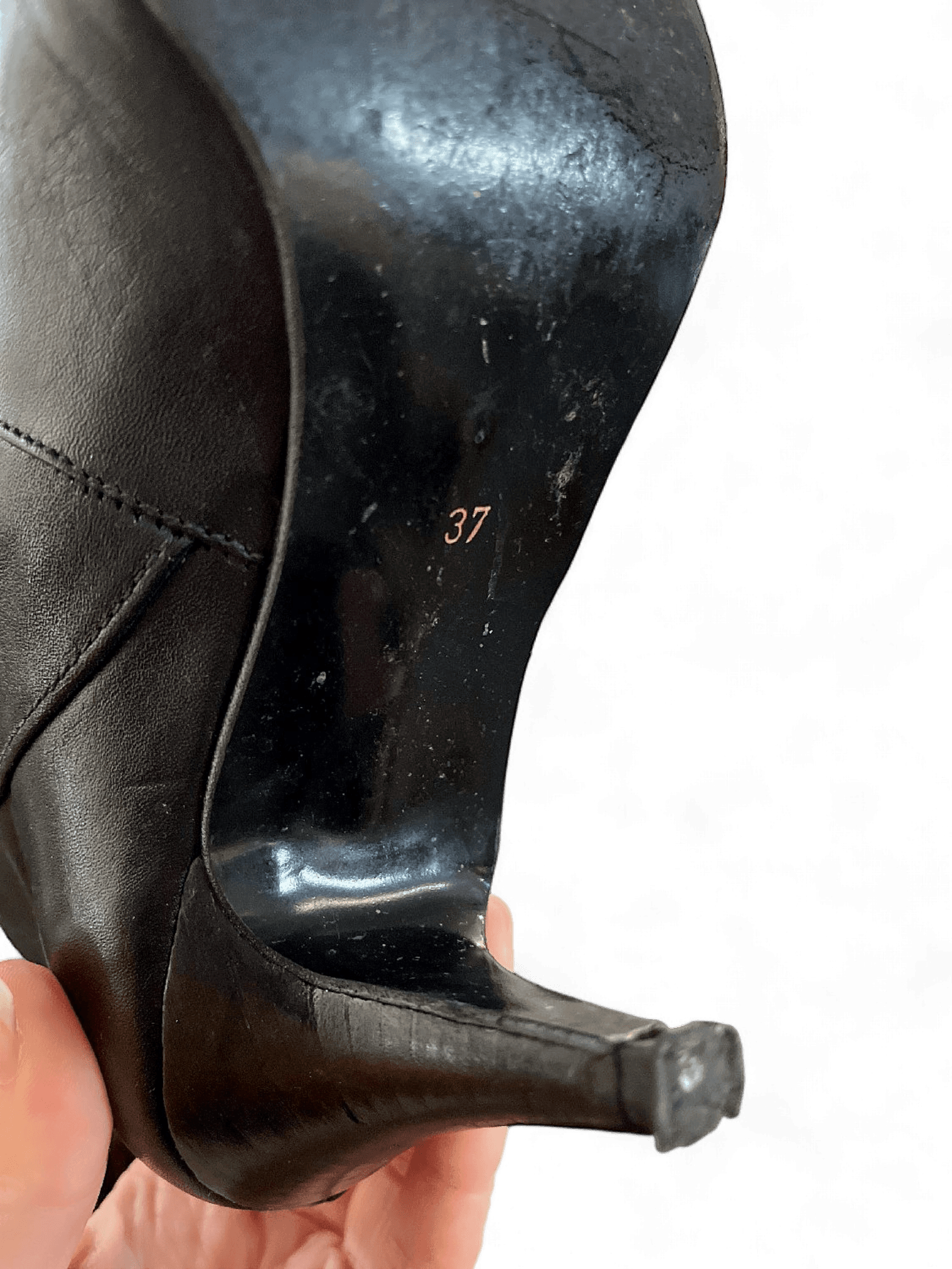 Eleganta Tiger of Sweden svarta ankelboots med klack 6