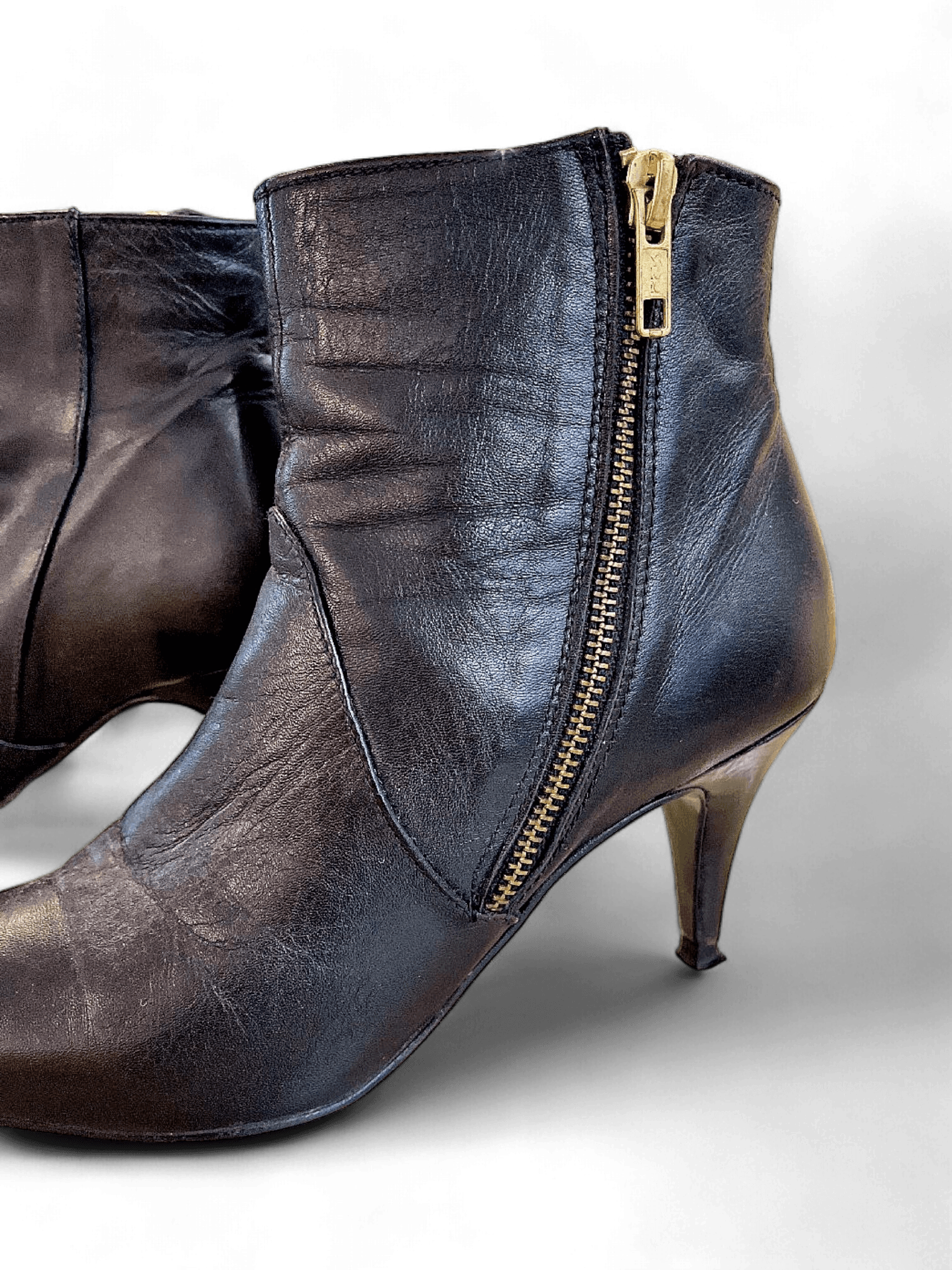 Eleganta Tiger of Sweden svarta ankelboots med klack 1