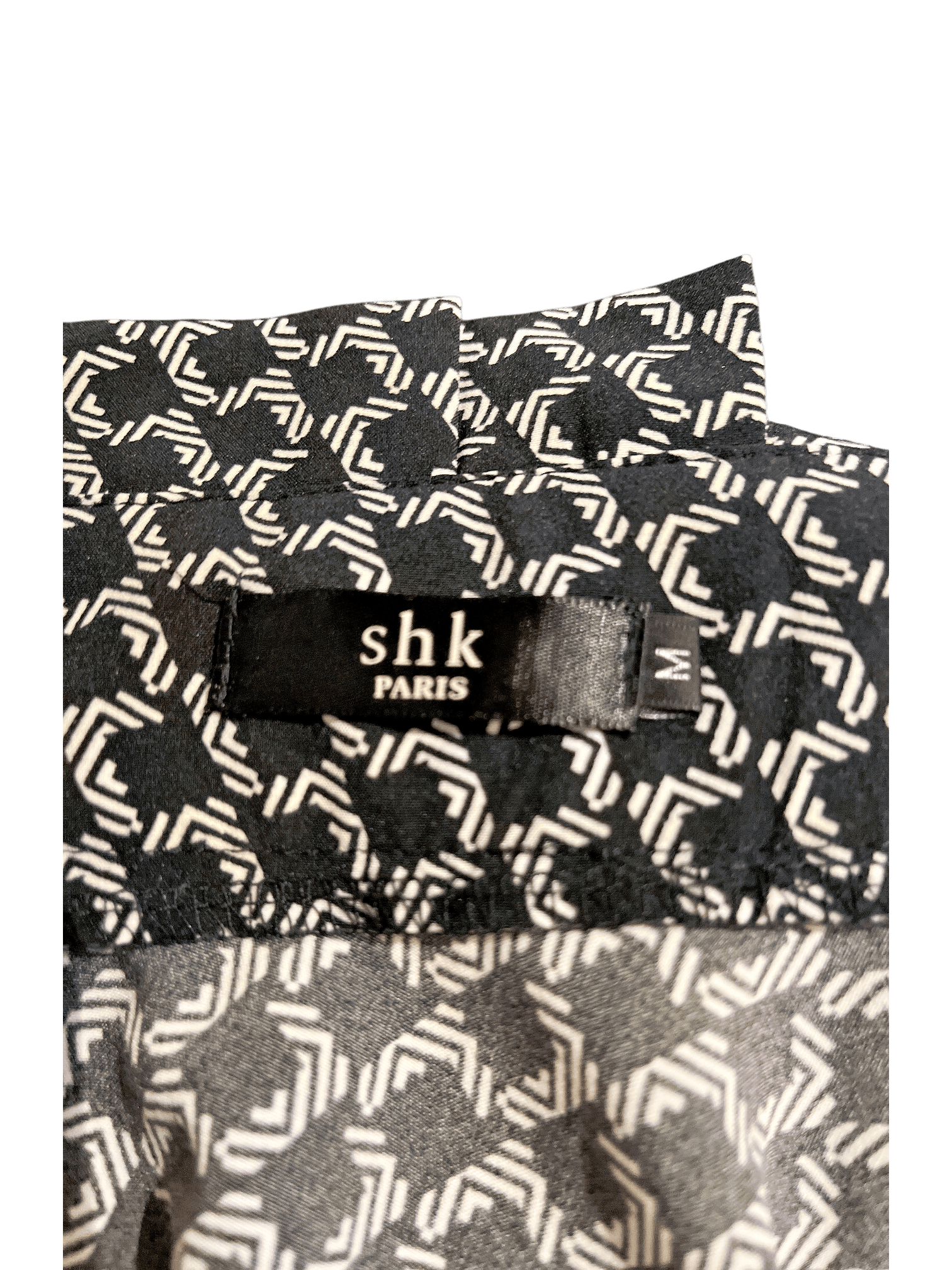 Mönstrad Kjol i asymmetrisk form 8