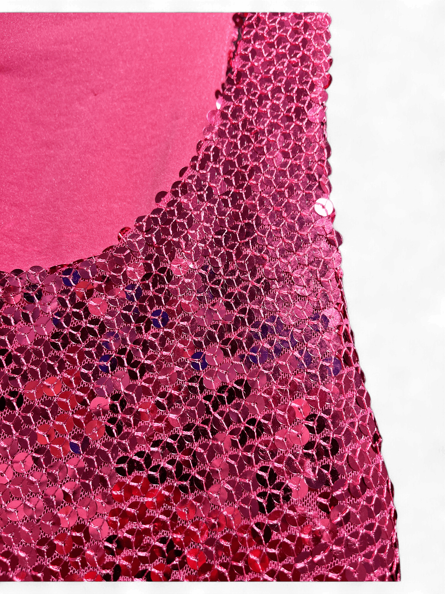 Modern Cerise Paljettklänning från Ichi 3